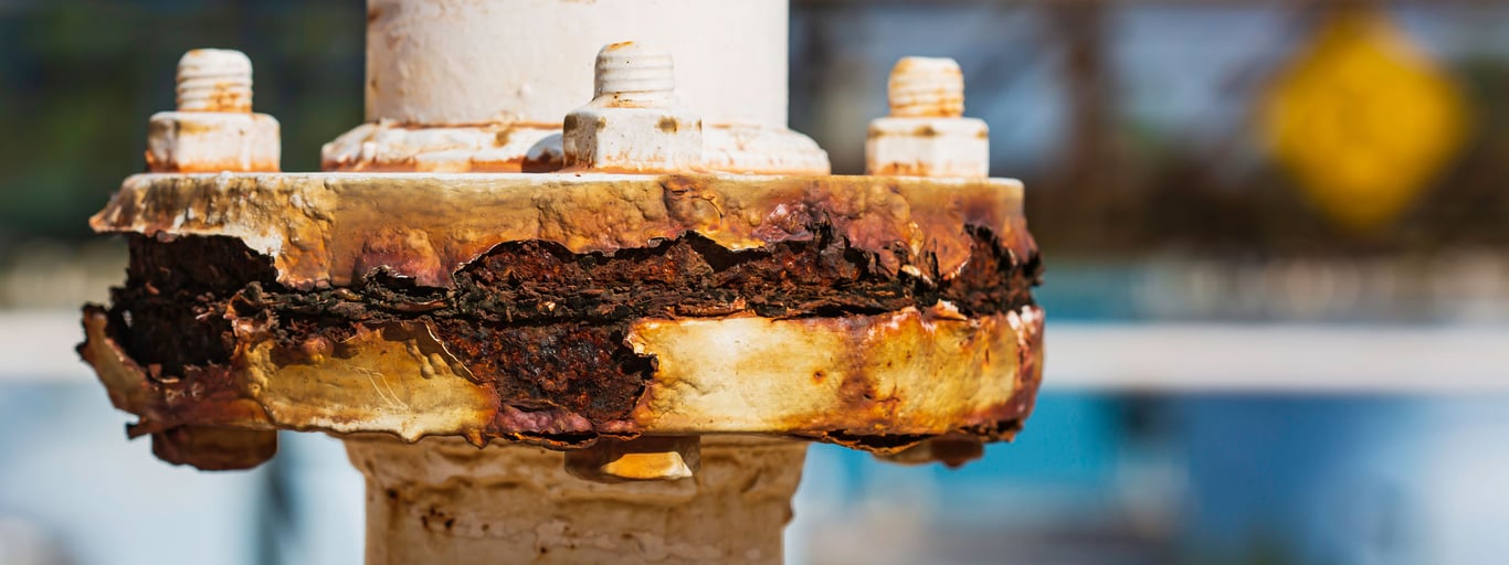 Illustrerende bilde av rust på rustfritt stål. Foto