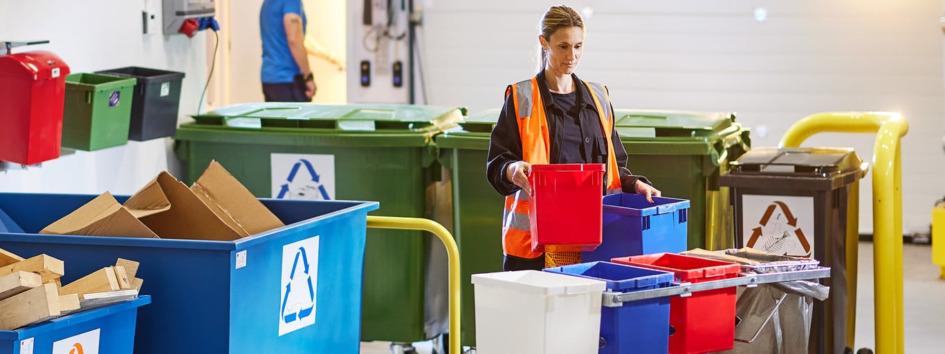 Så källsorterar du på arbetsplatsen (och sparar pengar på att göra det)