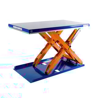 Lågbyggt lyftbord, 2000 kg, 1350x1270 mm